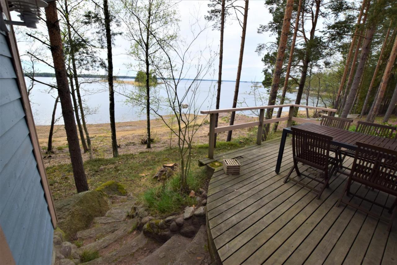 Vila Pyhtaeaen Vuokramoekit Tuuski Exteriér fotografie