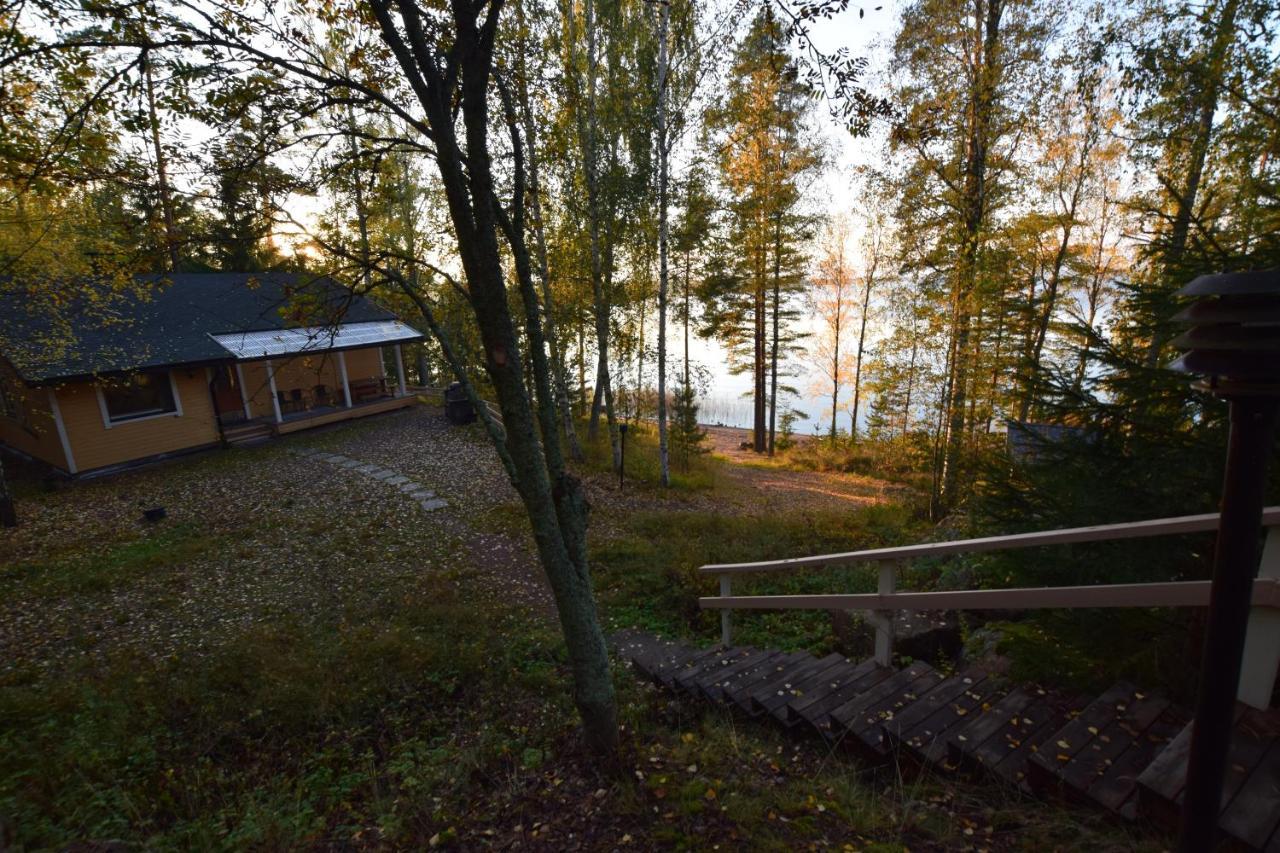 Vila Pyhtaeaen Vuokramoekit Tuuski Exteriér fotografie